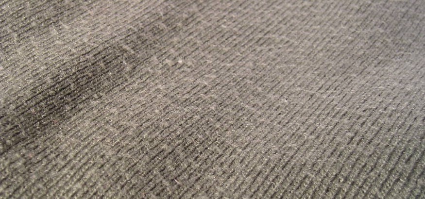 Pilling on surface of clothing