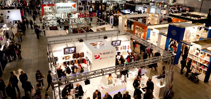 Selecting the best tradeshow gift is essential to customer experience